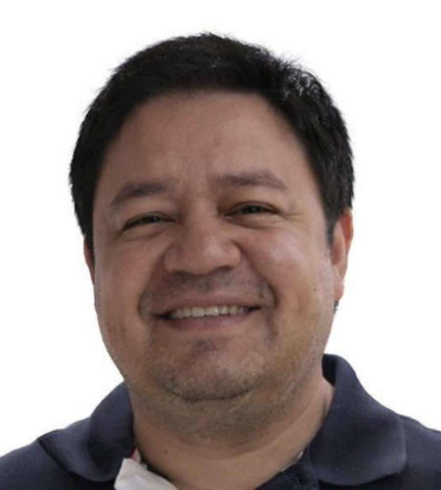 aldo camargo fondo blanco